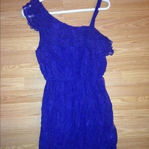 Navy blue, half sleeve dress!