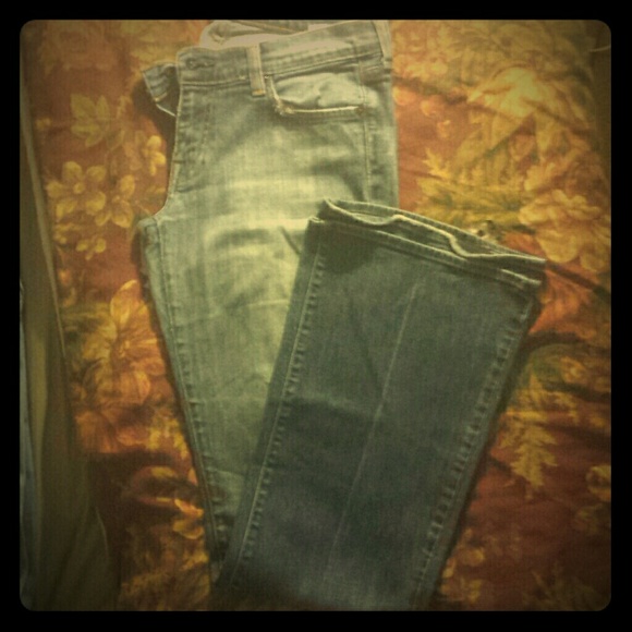 Arden B size 6 bell bottom blue jeans - Picture 1 of 1