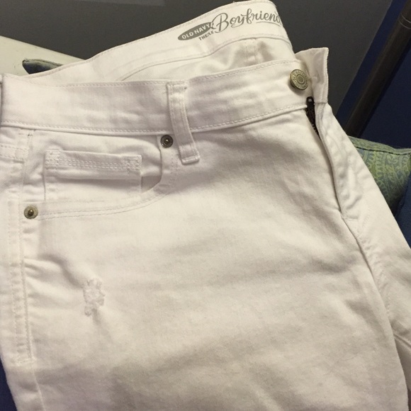 Old Navy Pants - White Boyfriend Jeans! Perfect summer Jeans!