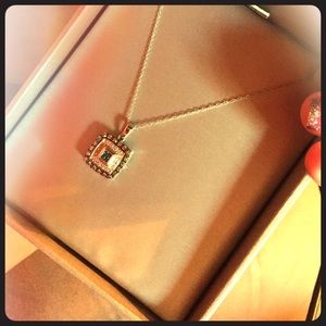 NWOT Chocolate diamonds and sapphire necklace