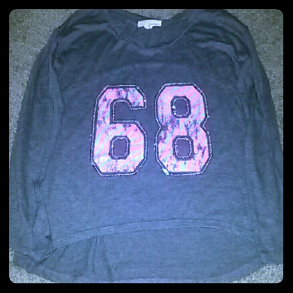 Derek heart long sleeve