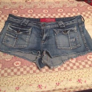 Jean shorta