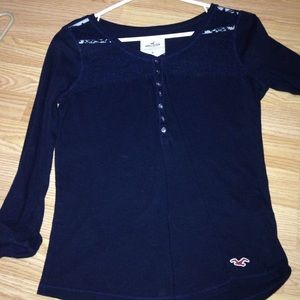 Hollister half quarter length shirt