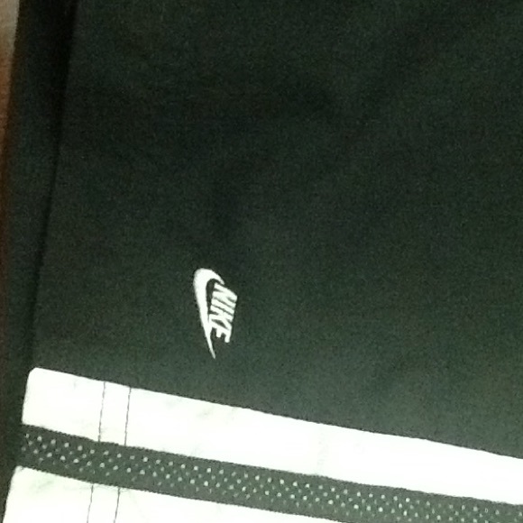 Short - Picture 3 of 4