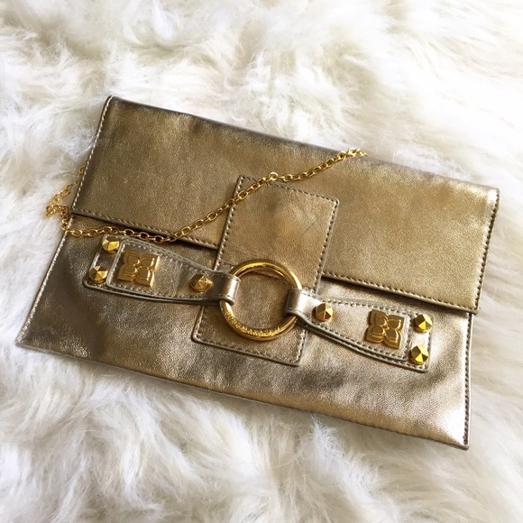 BCBGMaxAzria Handbags - BcbgMaxAzria clutch