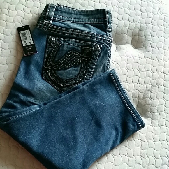 Miss Me signature capris