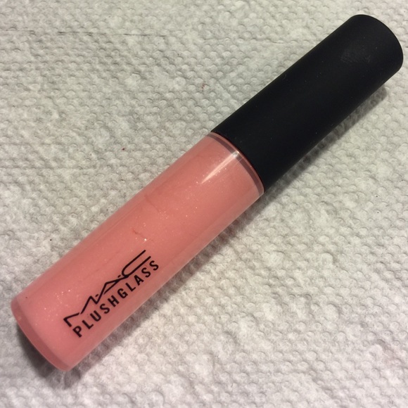 ~ Authentic MAC ~ Plushglass Fashion Fanatic