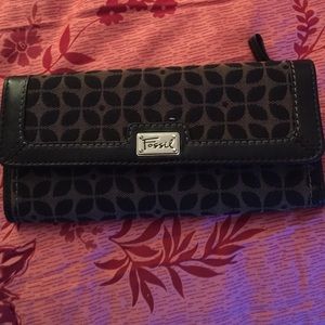 Fossil wallet