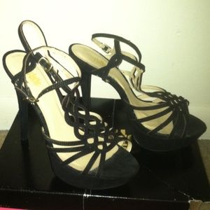 Black sandel heels