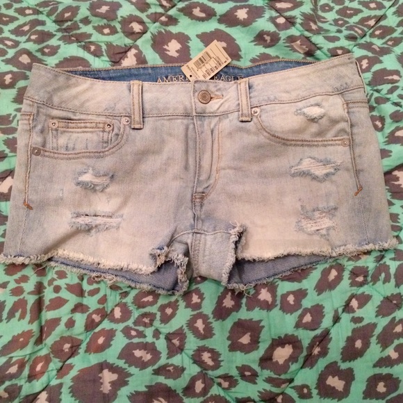 American Eagle Shorts!