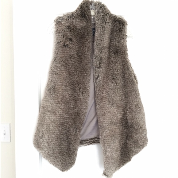 Faux fur vest