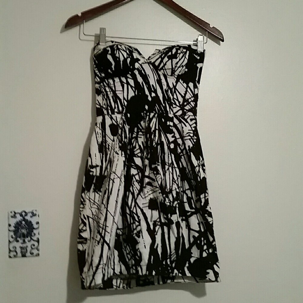 DONATING Strapless black white splatter dress