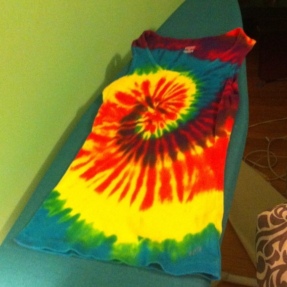Soffe kids size XL tye die tank top