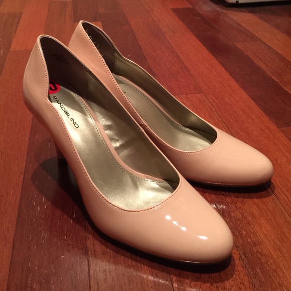 Bandolino Pink/Nude Patent Leather Heels - Size 10