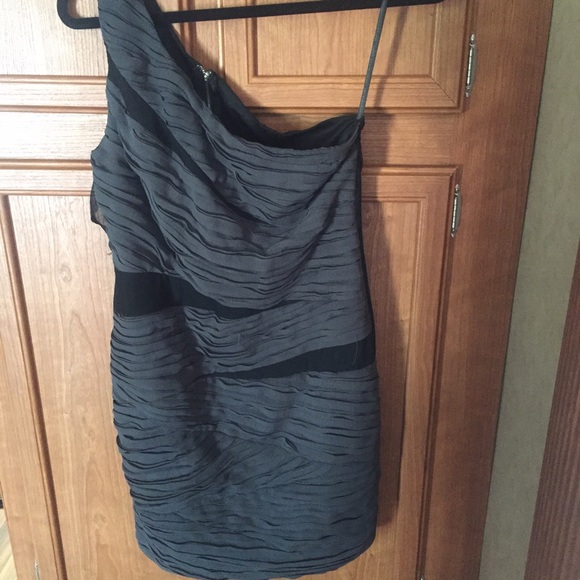Nwt black n gray ark co dress size large slimming