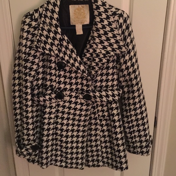 Peacoat - Picture 2 of 2