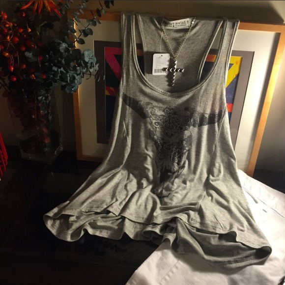 URBAN OUTFITTERS Tank - Picture 1 of 4