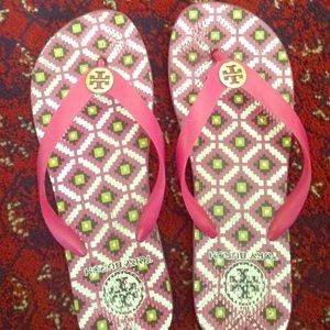 Tory burch flip flops