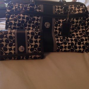 Adorable black&white coach purse and wallet set!