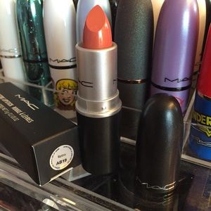 Retro and Maked Paris