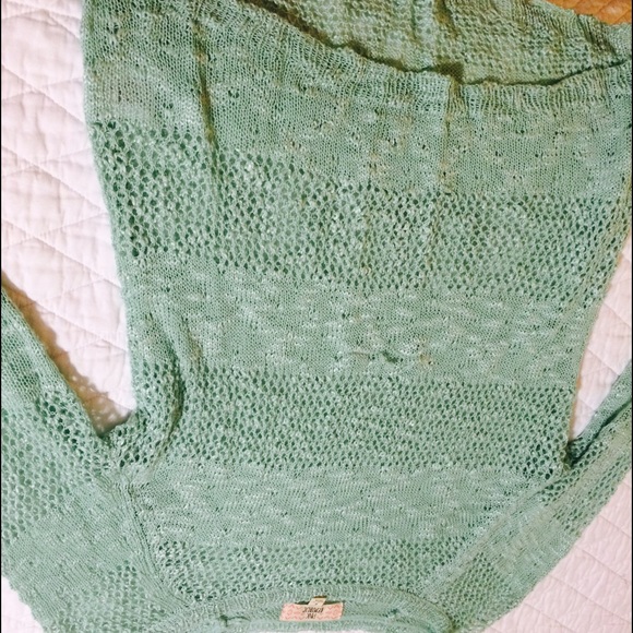 Mint green knit top - Picture 2 of 4