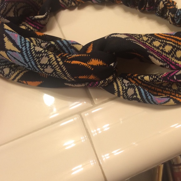Headbands - Picture 2 of 4