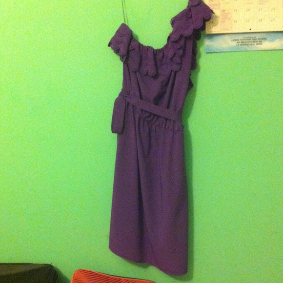 One/shoulder dress