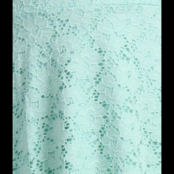 Lace Dress - Picture 4 of 4