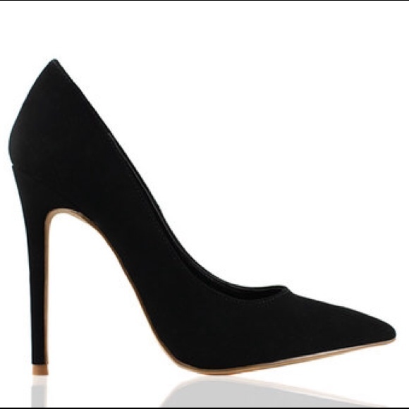 Pointy black heels