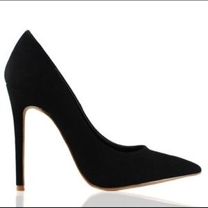 Pointy black heels