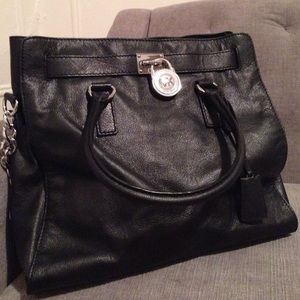 **Closeout!!**Michael Kors Hamilton Handbag