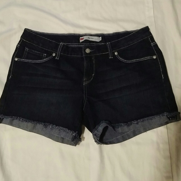 Size 17 Levis Shorts