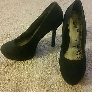 Black heels