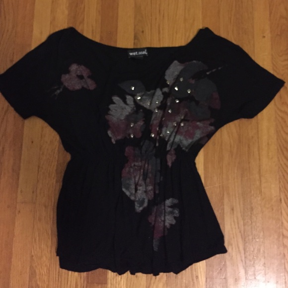 Black floral top
