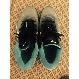 Kobe 7 "Sharks"