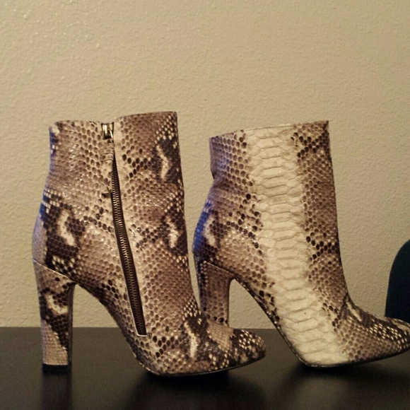 Zara Snakeskin Ankle Boots - Picture 2 of 4
