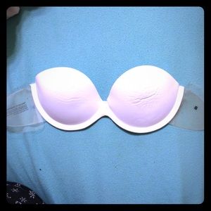 VS strapless bra