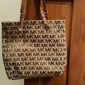 Michael kores tote