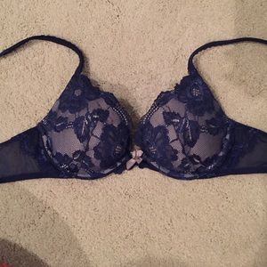 Victoria secret bra - 32C