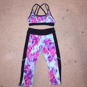 *BUNDLE*Gianni Bini workout capris & sports bra