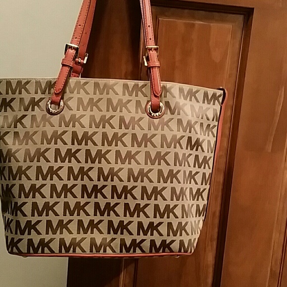 Michael kors purses