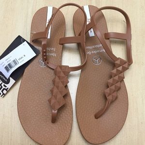 Ipanema Sandals