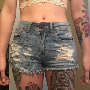 Kendall & Kylie frayed/studded cheeky's