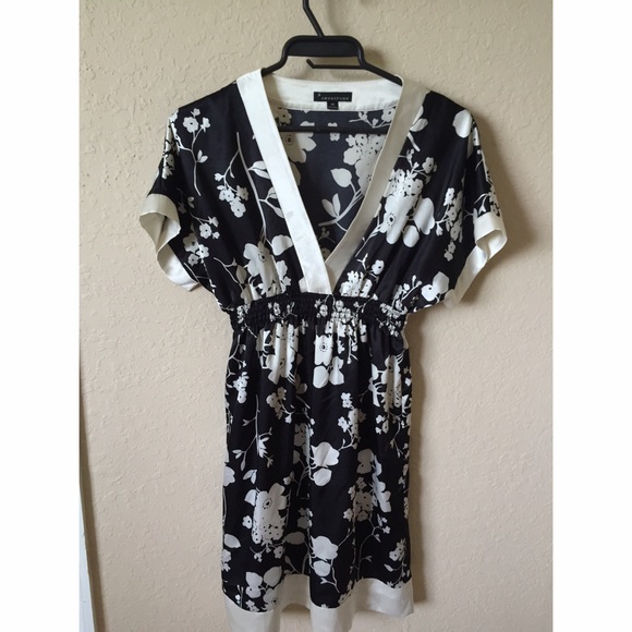 Dress or shirt - Picture 1 of 1