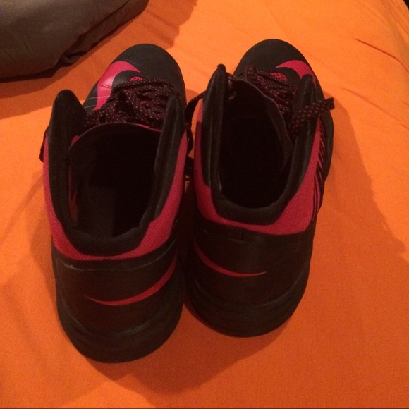 2012 hyperdunks - Picture 3 of 3