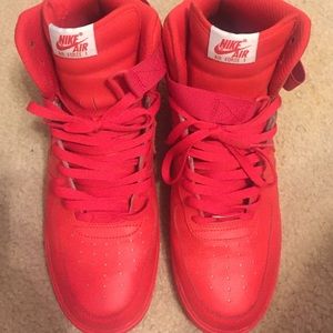 Nike Air Force 1 October Red