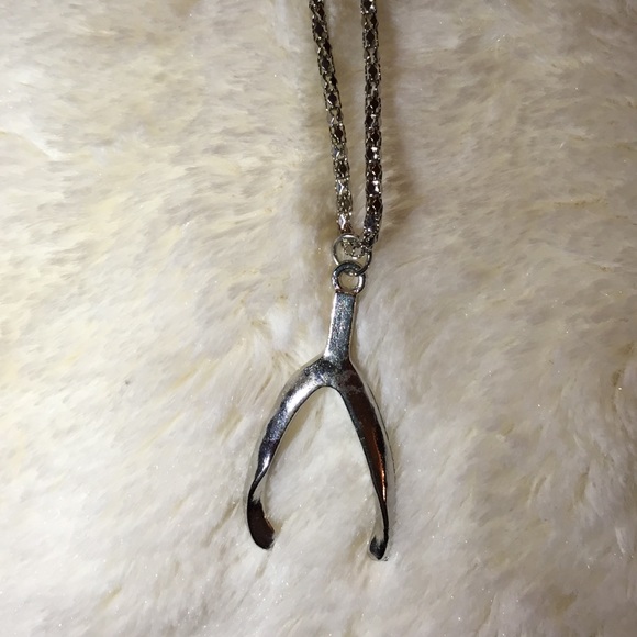 Fashion necklace