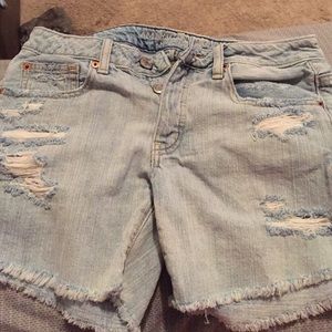 American eagle shorts size 4