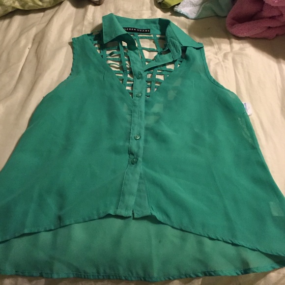 Adorable high-low caged top - Picture 1 of 2