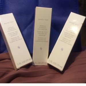 Bundle of 2 units of Mary Kay foundation